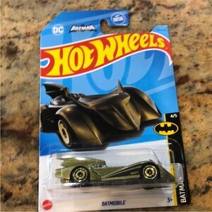 New hot wheels Batmobile he brave in the bold error car in a box brand